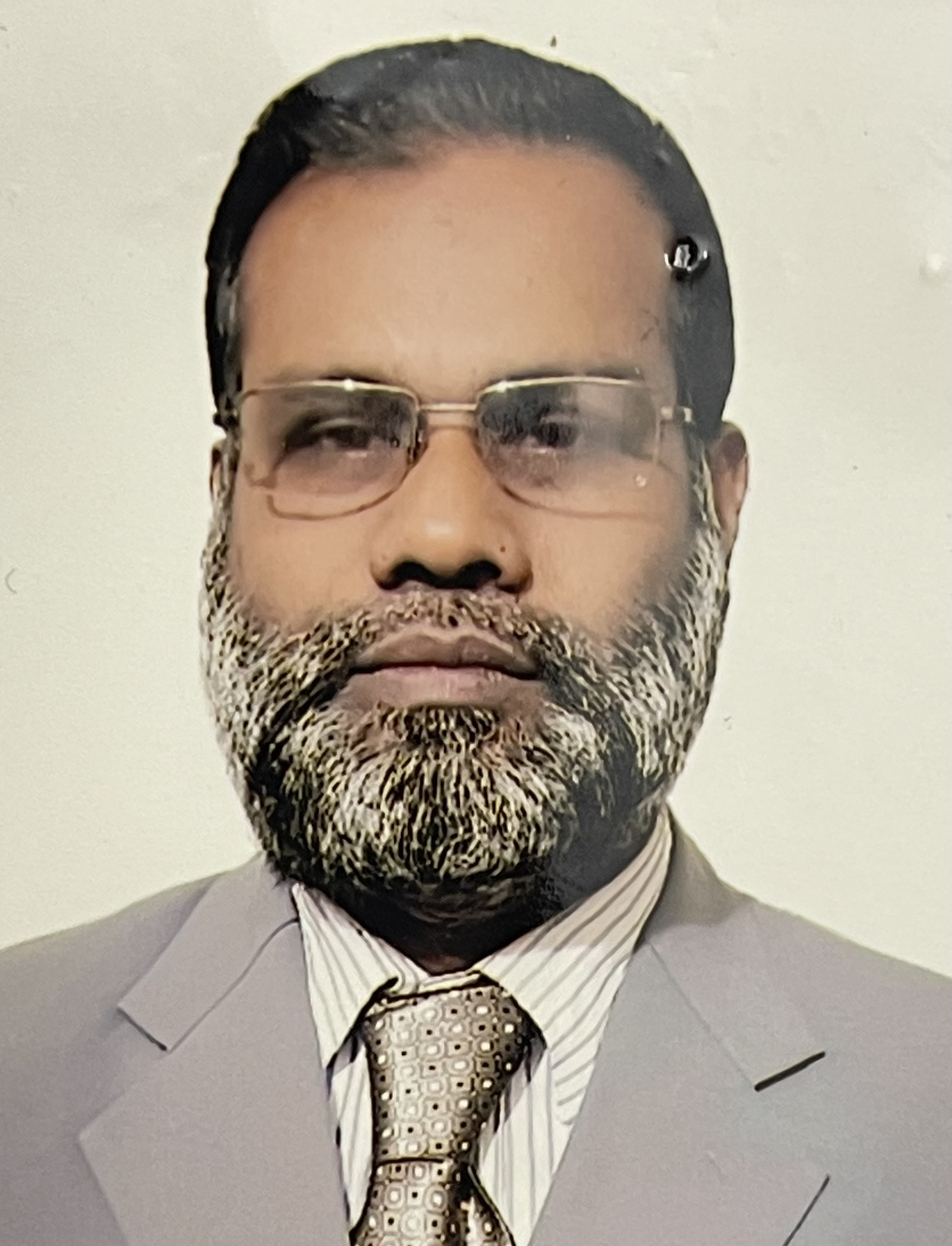 Md Alamgir Hossain